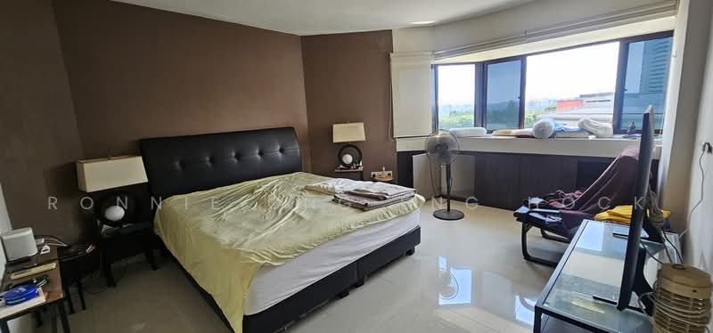 Ivory Heights, Jurong East Street 13, 3 Bedrooms, 1,700 sqft, Condominium For Rent, by Ronnie Ong Eng Hock, 500222975 - Bedroom - PropertyGuru.com.sg