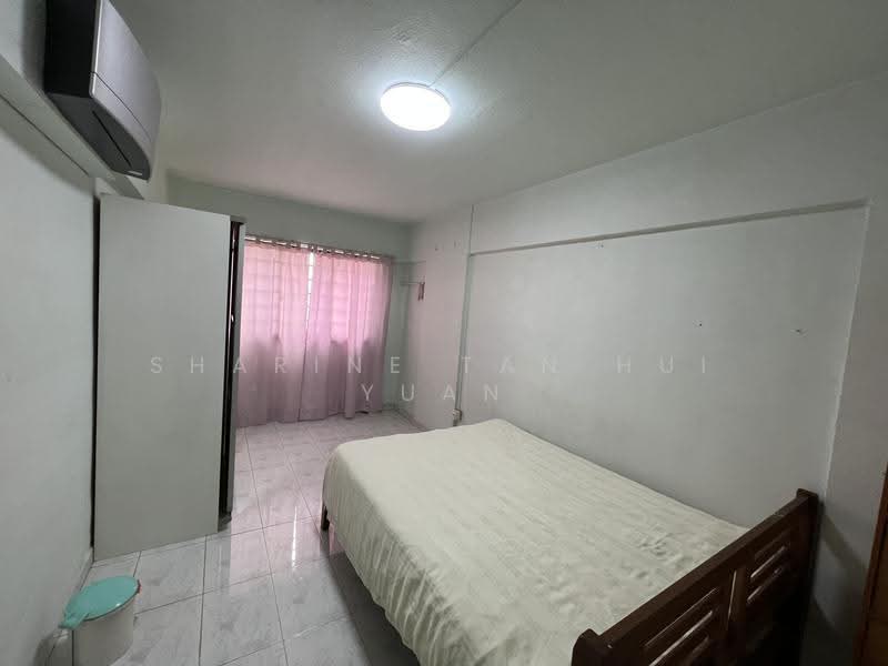 436 Jurong West Avenue 1, 436 Jurong West Avenue 1, Boon Lay / Jurong / Tuas, Room Rental, 100 sqft, HDB Flat For Rent, by Sharine Tan Hui Yuan, 500222999 - Bedroom - PropertyGuru.com.sg