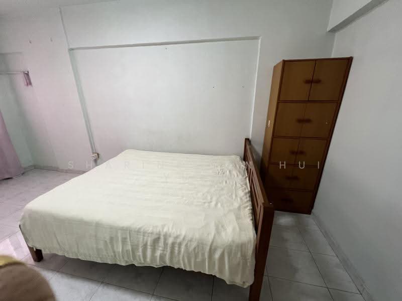 436 Jurong West Avenue 1, 436 Jurong West Avenue 1, Boon Lay / Jurong / Tuas, Room Rental, 100 sqft, HDB Flat For Rent, by Sharine Tan Hui Yuan, 500222999 - Bedroom - PropertyGuru.com.sg