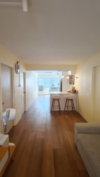 242 Hougang Street 22, 242 Hougang Street 22, 2 Bedrooms, 721 sqft, HDB Flat For Rent, by Pravin Kumar, 500223010 - Kitchen - PropertyGuru.com.sg