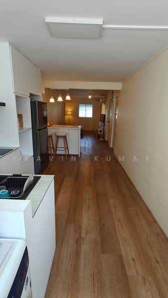 242 Hougang Street 22, 242 Hougang Street 22, 2 Bedrooms, 721 sqft, HDB Flat For Rent, by Pravin Kumar, 500223010 - Kitchen - PropertyGuru.com.sg