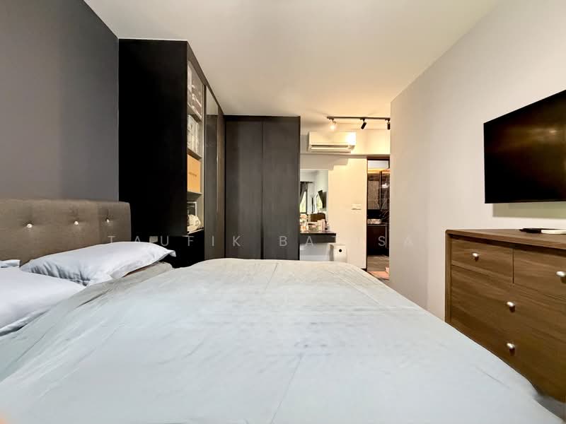103B Bidadari Park Drive, 103B Bidadari Park Drive, 3 Bedrooms, 1,001 sqft, HDB Flat For Sale, by Taufik Batisah, 500223032 - Master Bedroom - PropertyGuru.com.sg