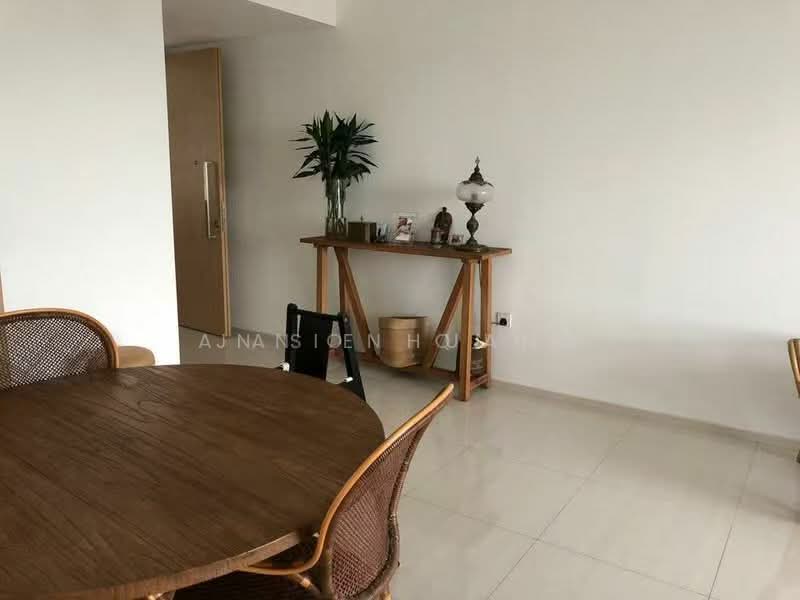 Ripple Bay, 4 Pasir Ris Link, 4 Bedrooms, 1,291 sqft, Condominium For Rent, by Annie Huang, 500223055 - Interior - PropertyGuru.com.sg