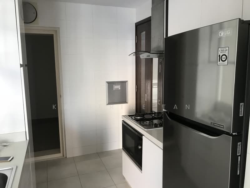 Shanghai One, 1 Shanghai Road, 3 Bedrooms, 1,066 sqft, Apartment For Rent, by Katherine Tan, 500223059 - Kitchen - PropertyGuru.com.sg