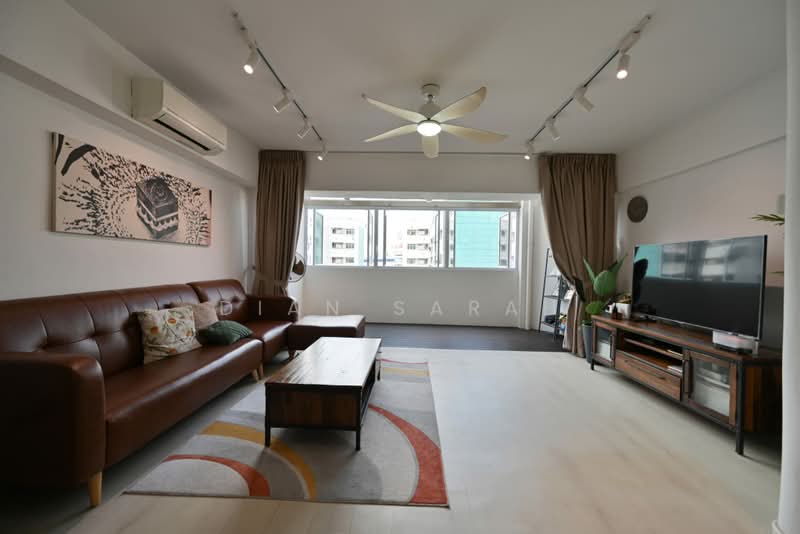 337 Jurong East Avenue 1, 337 Jurong East Avenue 1, 4 Bedrooms, 1,604 sqft, HDB Flat For Sale, by Dian Sarah, 500223062 - Living Room - PropertyGuru.com.sg