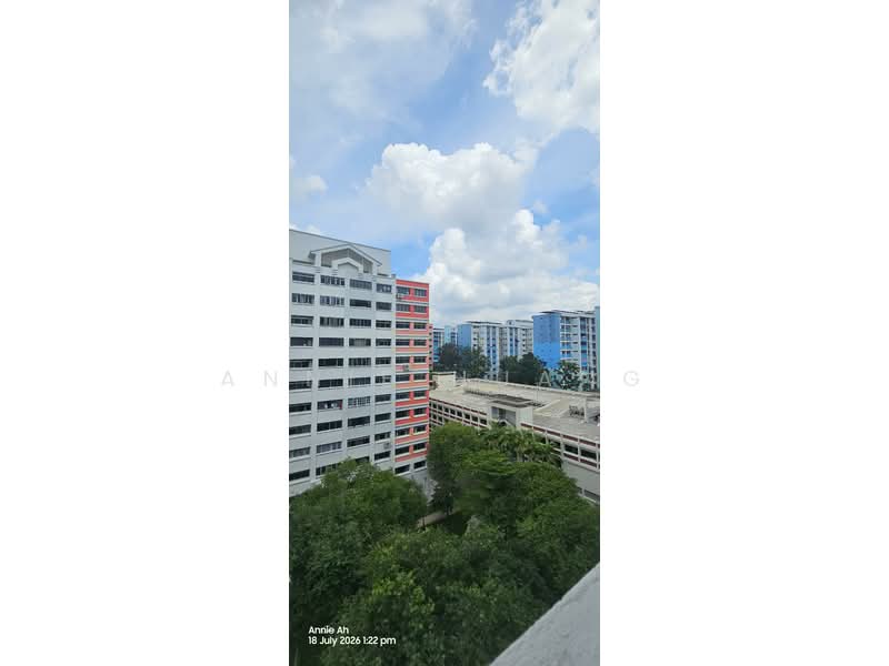 845 Woodlands Street 82, 845 Woodlands Street 82, 3 Bedrooms, 904 sqft, HDB Flat For Sale, by Annie Huang, 500223064 - Exterior - PropertyGuru.com.sg