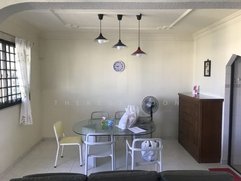 156 Simei Road, 156 Simei Road, 3 Bedrooms, 1,120 sqft, HDB Flat For Sale, by Theresa Soon, 500223065 - Dining Room - PropertyGuru.com.sg