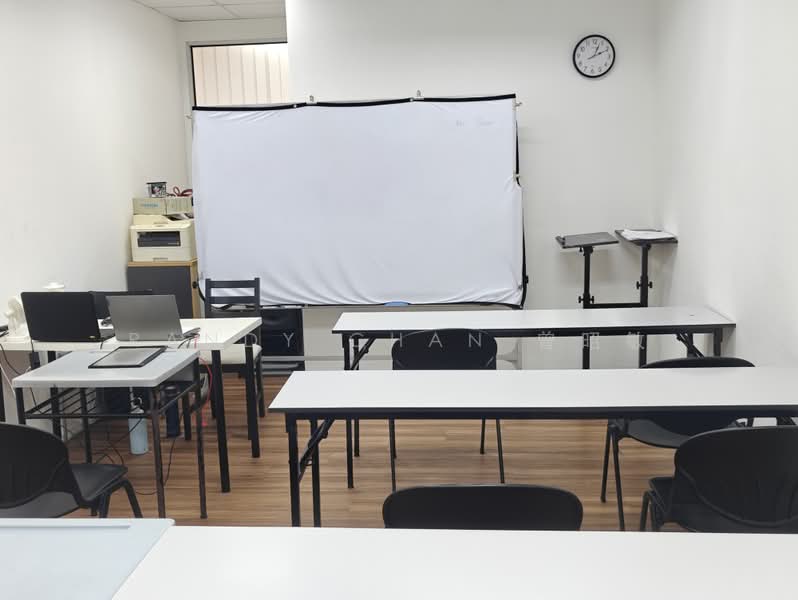 Parkway Centre, 1 Marine Parade Central, East Coast / Marine Parade, 829 sqft, Office For Sale, by Randy Chan 曾昭敏, 500223070 - Study - CommercialGuru.com.sg