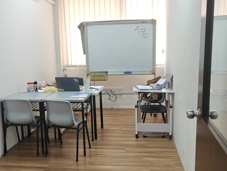 Parkway Centre, 1 Marine Parade Central, East Coast / Marine Parade, 829 sqft, Office For Sale, by Randy Chan 曾昭敏, 500223070 - Study - CommercialGuru.com.sg