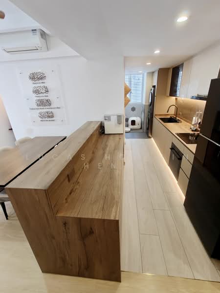 La Casa, 64 Woodlands Drive 16, 3 Bedrooms, 1,216 sqft, Condominium For Sale, by Lucas Hoh Jin Heng, 500223073 - Kitchen - PropertyGuru.com.sg