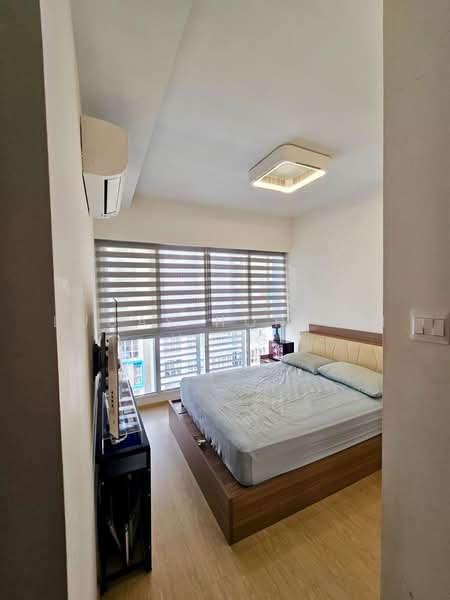 La Casa, 64 Woodlands Drive 16, 3 Bedrooms, 1,216 sqft, Condominium For Sale, by Lucas Hoh Jin Heng, 500223073 - Bedroom - PropertyGuru.com.sg