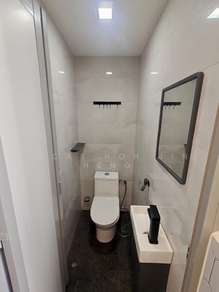 La Casa, 64 Woodlands Drive 16, 3 Bedrooms, 1,216 sqft, Condominium For Sale, by Lucas Hoh Jin Heng, 500223073 - Bathroom - PropertyGuru.com.sg