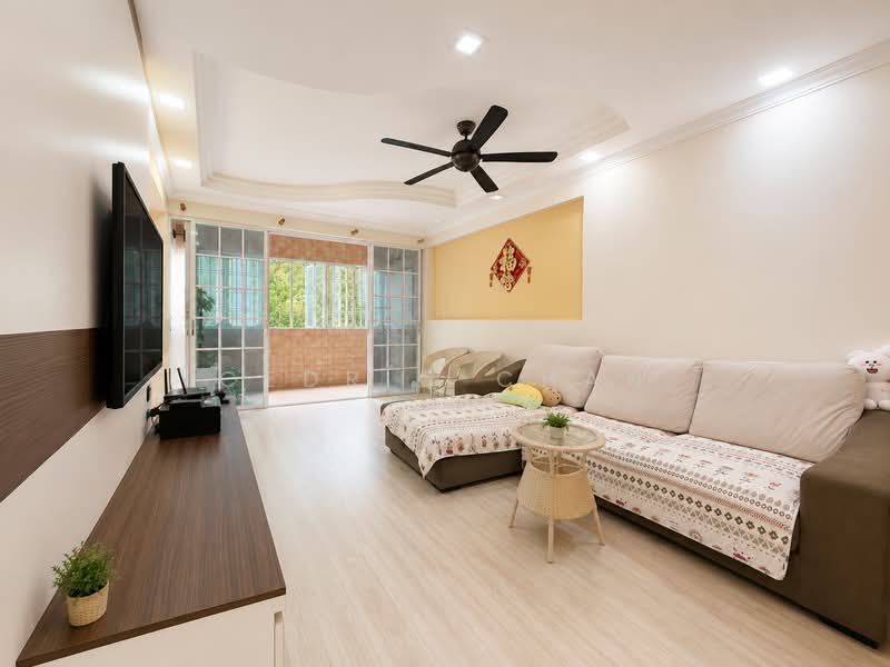 538 Jelapang Road, 538 Jelapang Road, 3 Bedrooms, 1,292 sqft, HDB Flat For Sale, by Cedric Chan, 500223083 - Living Room - PropertyGuru.com.sg