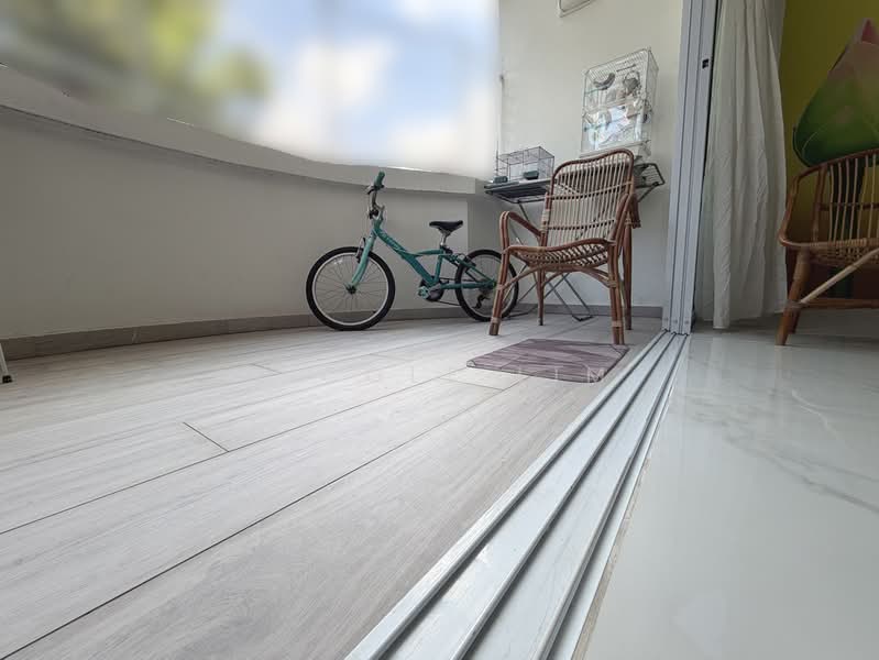 533 Hougang Avenue 6, 533 Hougang Avenue 6, 4 Bedrooms, 1,561 sqft, HDB Flat For Sale, by Nicole Lim, 500223086 - Balcony - PropertyGuru.com.sg
