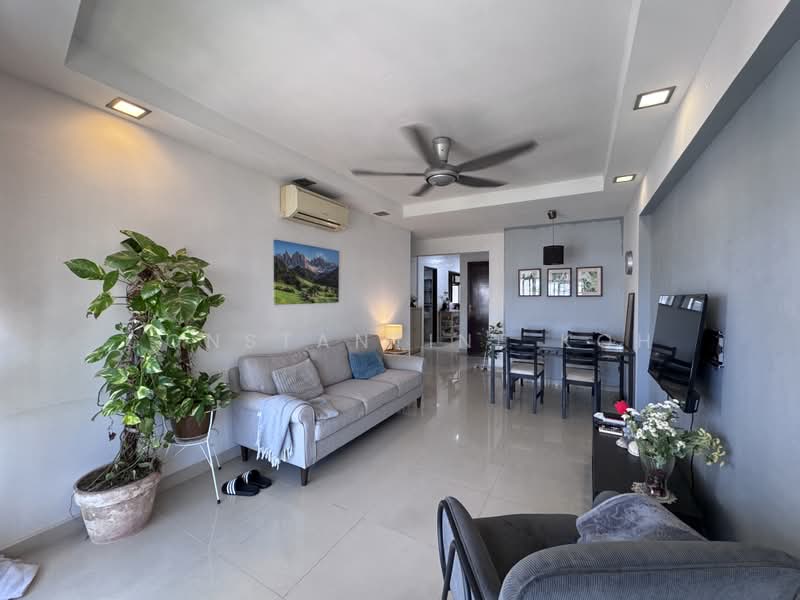 26D Jalan Membina, 26D Jalan Membina, 3 Bedrooms, 968 sqft, HDB Flat For Sale, by Constantine Koh, 500223090 - Living Room - PropertyGuru.com.sg