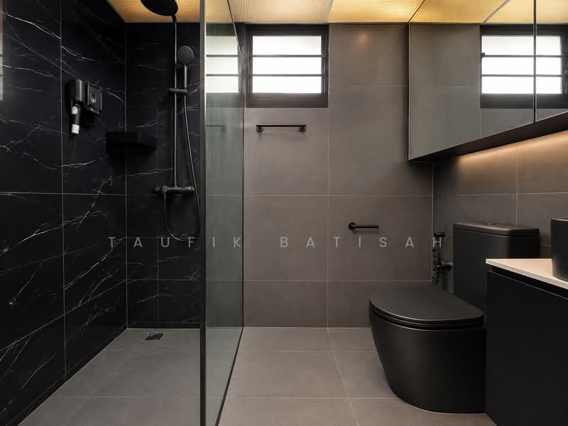 468A Bukit Batok West Avenue 9, 468A Bukit Batok West Avenue 9, 3 Bedrooms, 1,001 sqft, HDB Flat For Sale, by Taufik Batisah, 500223099 - Bathroom - PropertyGuru.com.sg