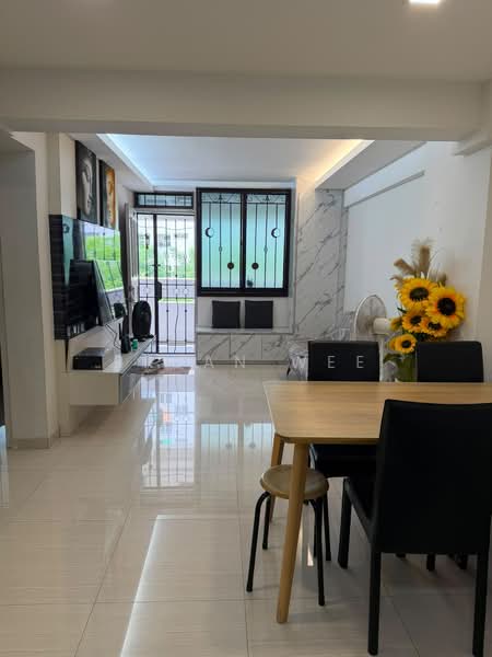 15 Marsiling Lane, 15 Marsiling Lane, 2 Bedrooms, 700 sqft, HDB Flat For Rent, by Bryan Wee, 500223110 - Living Room - PropertyGuru.com.sg