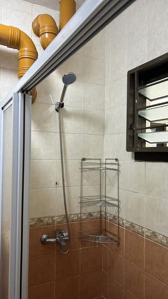 322A Anchorvale Drive, 322A Anchorvale Drive, Room Rental, 200 sqft, HDB Flat For Rent, by Dan Teo, 500223123 - Bathroom - PropertyGuru.com.sg