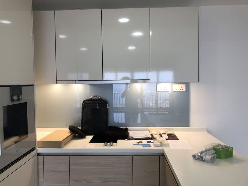 V on Shenton, 5 Shenton Way, 3 Bedrooms, 1,216 sqft, Condominium For Sale, by Willy Gao, 500223128 - Kitchen - PropertyGuru.com.sg