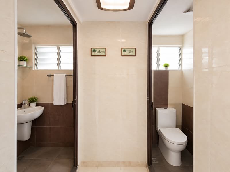 66 Marine Drive, 66 Marine Drive, 3 Bedrooms, 700 sqft, HDB Flat For Sale, by John Lee, 500223130 - Bathroom - PropertyGuru.com.sg