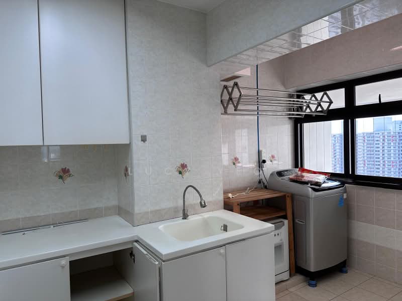 146 Lorong 2 Toa Payoh, 146 Lorong 2 Toa Payoh, 3 Bedrooms, 925 sqft, HDB Flat For Rent, by Lucy Yeo, 500223133 - Kitchen  - PropertyGuru.com.sg