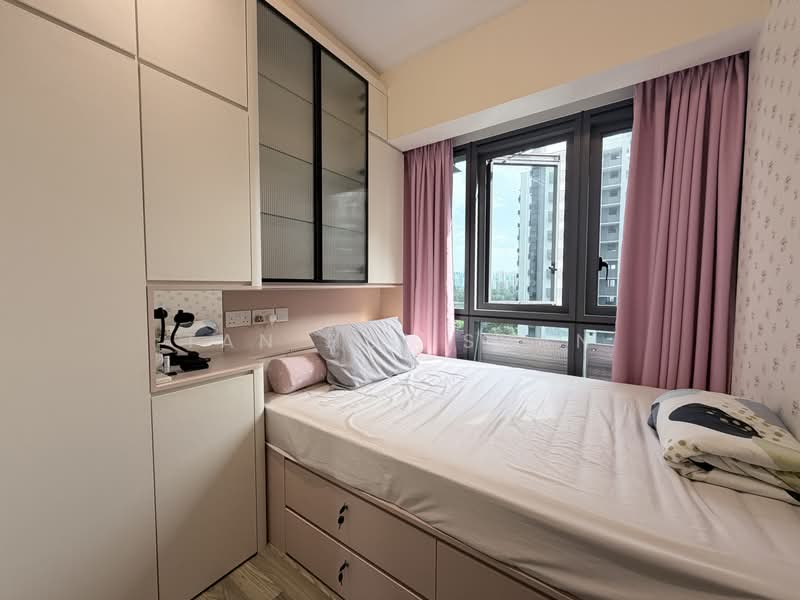 Lakeville, 1 Jurong Lake Link, 4 Bedrooms, 1,302 sqft, Condominium For Rent, by Tan Hui Shan, 500223154 - Bedroom - PropertyGuru.com.sg
