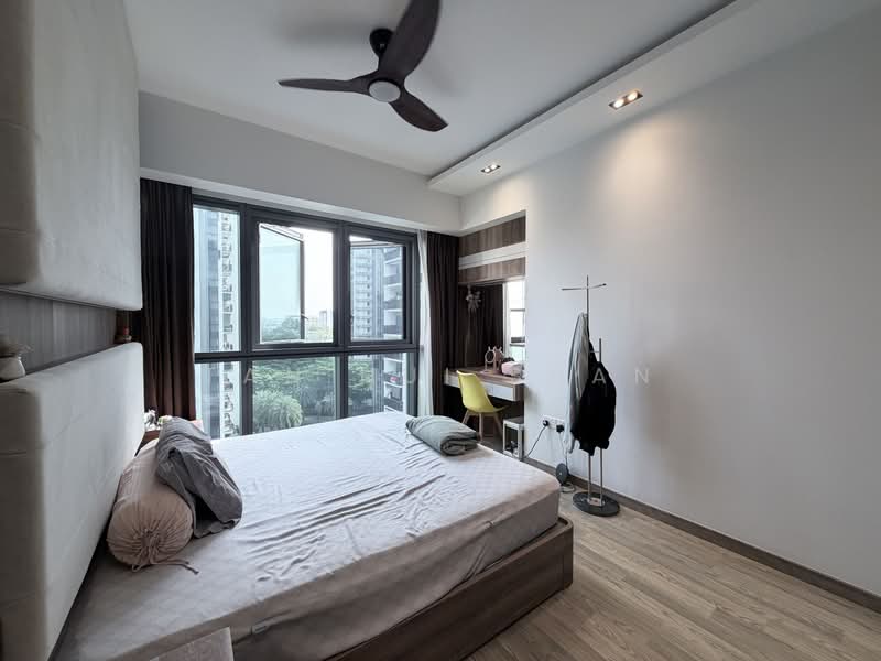 Lakeville, 1 Jurong Lake Link, 4 Bedrooms, 1,302 sqft, Condominium For Rent, by Tan Hui Shan, 500223154 - Bedroom - PropertyGuru.com.sg