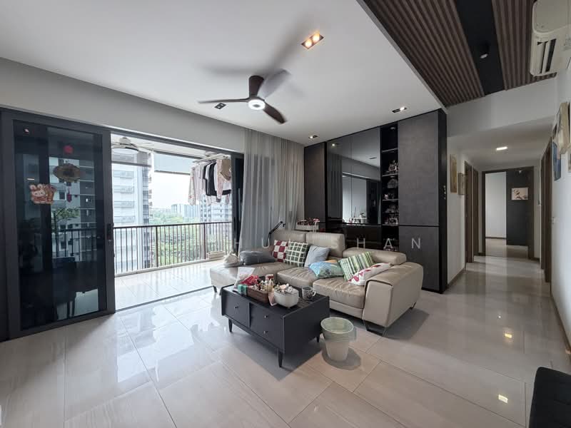 Lakeville, 1 Jurong Lake Link, 4 Bedrooms, 1,302 sqft, Condominium For Rent, by Tan Hui Shan, 500223154 - Living Room - PropertyGuru.com.sg