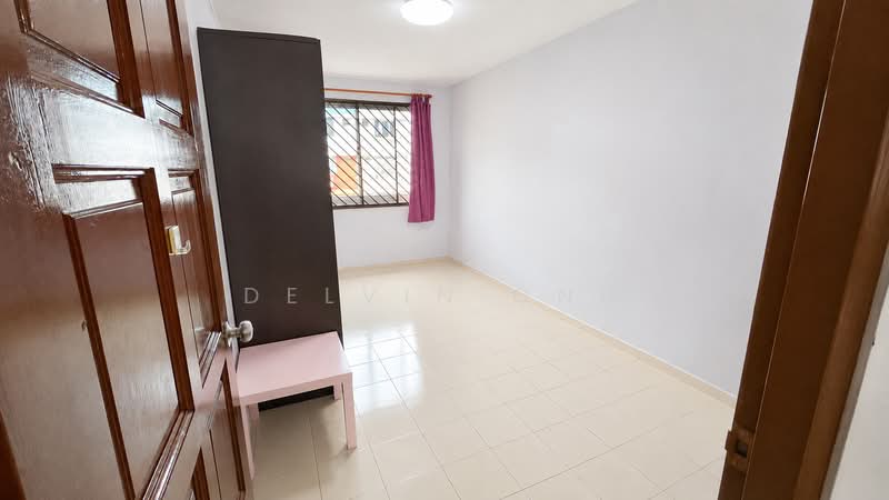 720 Jurong West Avenue 5, 720 Jurong West Avenue 5, 3 Bedrooms, 1,302 sqft, HDB Flat For Sale, by Delvin Ong, 500223159 - Bedroom - PropertyGuru.com.sg