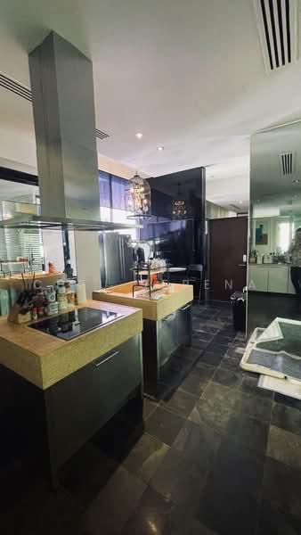 The Legend, 361 Bukit Timah Road, Tanglin / Holland / Bukit Timah, 5 Bedrooms, 4,100 sqft, Condominium For Rent, by Cheu Serena, 500223163 - Kitchen - PropertyGuru.com.sg