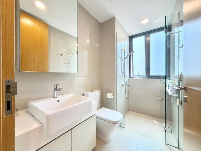 Thomson Three, 41 Bright Hill Drive, Ang Mo Kio / Bishan / Thomson, 3 Bedrooms, 1,044 sqft, Condominium For Sale, by May Tan, 500223165 - Bathroom - PropertyGuru.com.sg