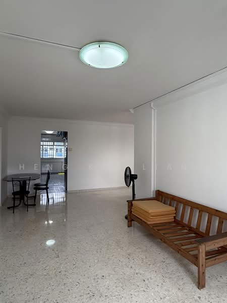 237 Tampines Street 21, 237 Tampines Street 21, 3 Bedrooms, 1,119 sqft, HDB Flat For Rent, by Heng Kok Liang, 500223169 - Living Room - PropertyGuru.com.sg