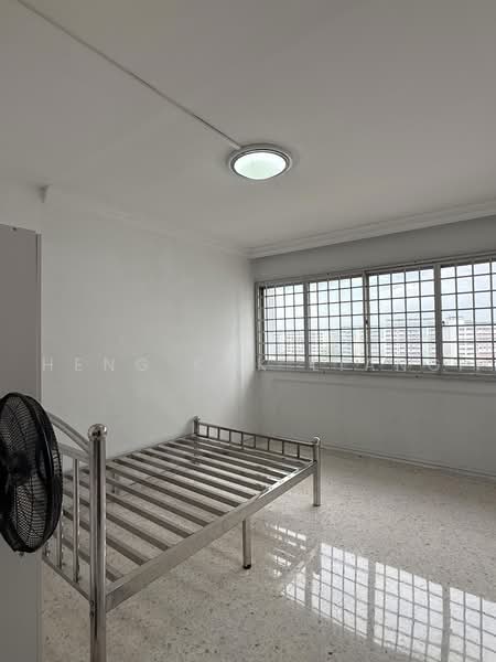 237 Tampines Street 21, 237 Tampines Street 21, 3 Bedrooms, 1,119 sqft, HDB Flat For Rent, by Heng Kok Liang, 500223169 - PropertyGuru.com.sg
