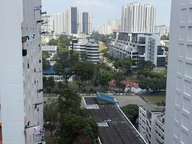 9 Holland Avenue, 9 Holland Avenue, 3 Bedrooms, 700 sqft, HDB Flat For Sale, by Cindy Ho, 500223171 - Open view from Utility Room - PropertyGuru.com.sg