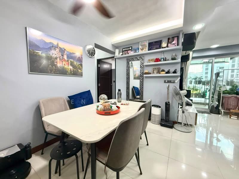 670C Edgefield Plains, 670C Edgefield Plains, Hougang / Punggol / Sengkang, 3 Bedrooms, 1,001 sqft, HDB Flat For Sale, by Kenneth Yeo, 500223176 - Dining Room - PropertyGuru.com.sg