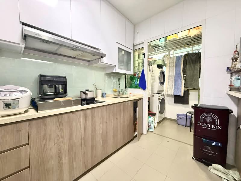 670C Edgefield Plains, 670C Edgefield Plains, Hougang / Punggol / Sengkang, 3 Bedrooms, 1,001 sqft, HDB Flat For Sale, by Kenneth Yeo, 500223176 - Kitchen - PropertyGuru.com.sg