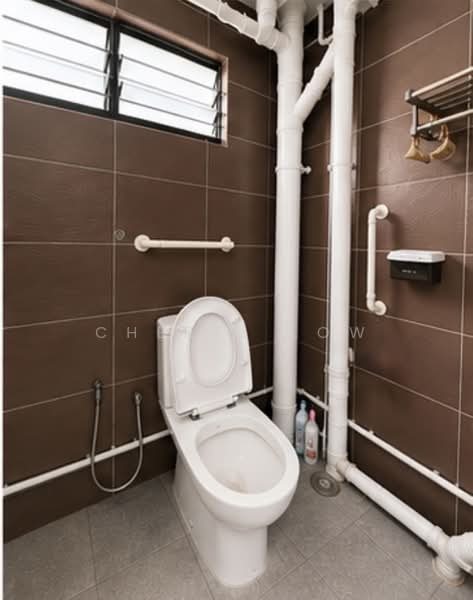 334 Woodlands Street 32, 334 Woodlands Street 32, 3 Bedrooms, 893 sqft, HDB Flat For Sale, by Cheryl Low, 500223189 - Bathroom - PropertyGuru.com.sg
