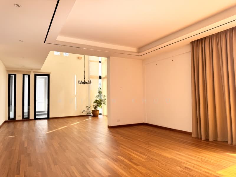 EXQUISITE FREEHOLD LUXURY LIVING AT HILLTOP CHANCERY/NOVENA/NEWTON/BKT TUNGGAL, Bukit Tunggal, 10+ Bedrooms, 25,000 sqft, Good Class Bungalow For Sale, by Adelyn Khoo, 500223190 - Living Room - PropertyGuru.com.sg