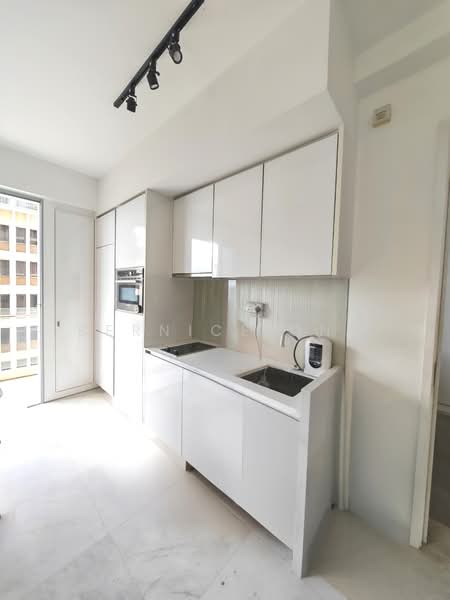 Suites @ Newton, 1 Surrey Road, 2 Bedrooms, 603 sqft, Apartment For Sale, by Bernice Ong, 500223195 - Kitchen - PropertyGuru.com.sg