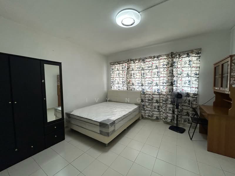 137 Petir Road, 137 Petir Road, 3 Bedrooms, 1,108 sqft, HDB Flat For Sale, by Ivy Ng, 500223201 - Bedroom - PropertyGuru.com.sg