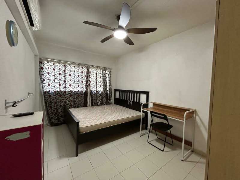 137 Petir Road, 137 Petir Road, 3 Bedrooms, 1,108 sqft, HDB Flat For Sale, by Ivy Ng, 500223201 - Bedroom - PropertyGuru.com.sg