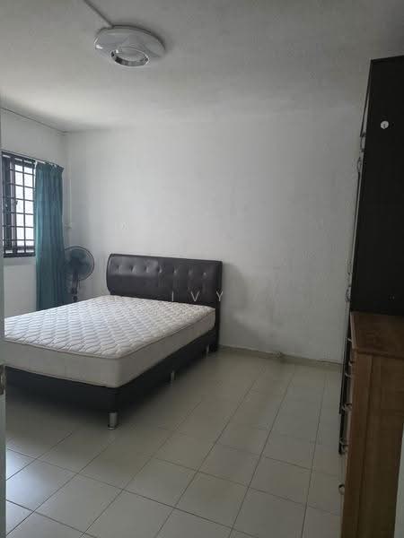 137 Petir Road, 137 Petir Road, Dairy Farm / Bukit Panjang / Choa Chu Kang, 3 Bedrooms, 1,108 sqft, HDB Flat For Sale, by Ivy Ng, 500223201 - Bedroom - PropertyGuru.com.sg