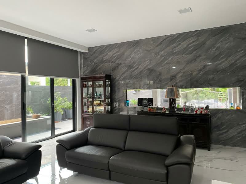 Luxury Freehold Semi-Detached in Prestigious District 21, , 5 Bedrooms, 6,300 sqft, Semi-Detached House For Sale, by Hui Leng Guay, 500223203 - Living Room - PropertyGuru.com.sg