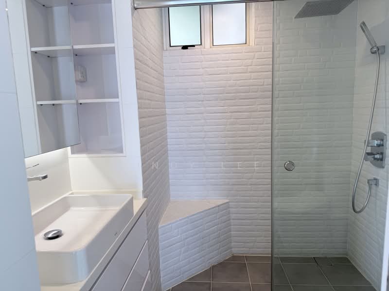 Royal Court, 3 Jalan Rajawali, 3 Bedrooms, 1,270 sqft, Apartment For Sale, by Cindy Lee, 500223209 - Bathroom - PropertyGuru.com.sg