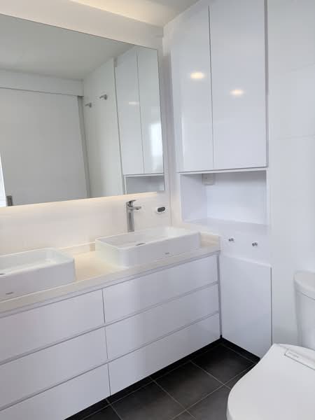 Royal Court, 3 Jalan Rajawali, 3 Bedrooms, 1,270 sqft, Apartment For Sale, by Cindy Lee, 500223209 - Bathroom - PropertyGuru.com.sg
