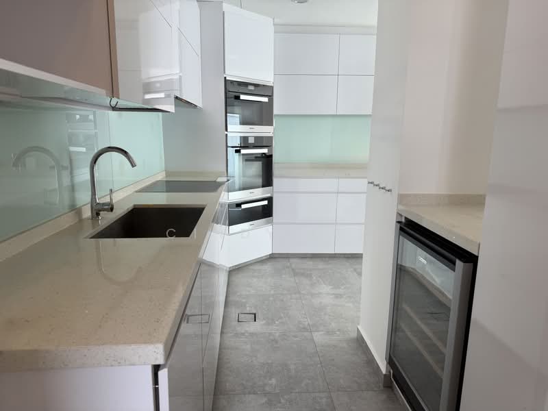 Royal Court, 3 Jalan Rajawali, 3 Bedrooms, 1,270 sqft, Apartment For Sale, by Cindy Lee, 500223209 - Kitchen - PropertyGuru.com.sg