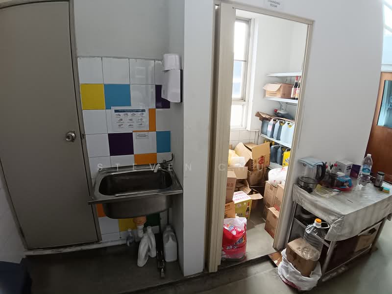 Enterprise Centre, 20 Bukit Batok Crescent, 4,060 sqft, Factory / Workshop (B2) For Sale, by Steven Chua, 500223210 - Interior - CommercialGuru.com.sg