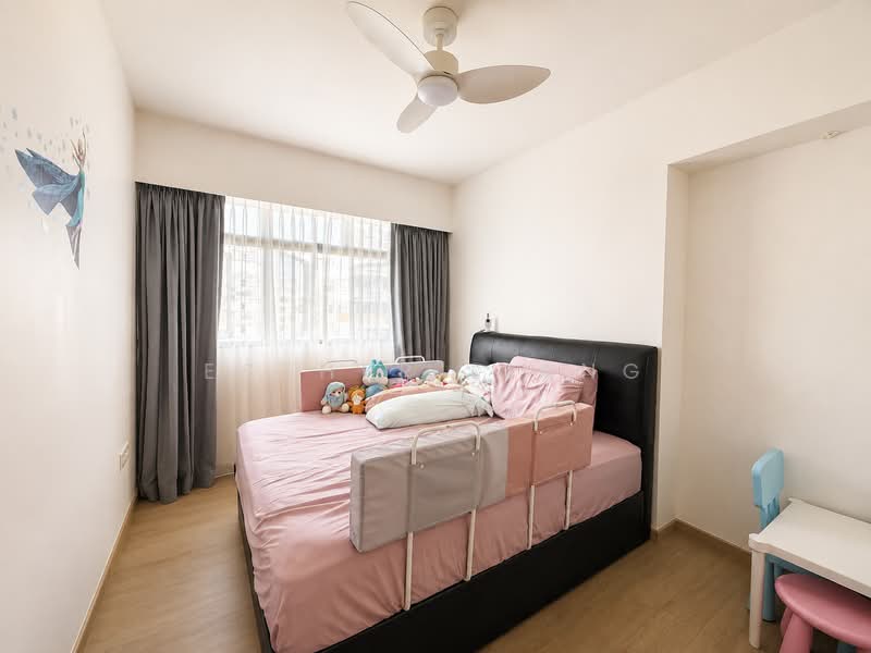 626A Tampines Street 61, 626A Tampines Street 61, 3 Bedrooms, 1,216 sqft, HDB Flat For Sale, by Esther Liang, 500223211 - Bedroom - PropertyGuru.com.sg