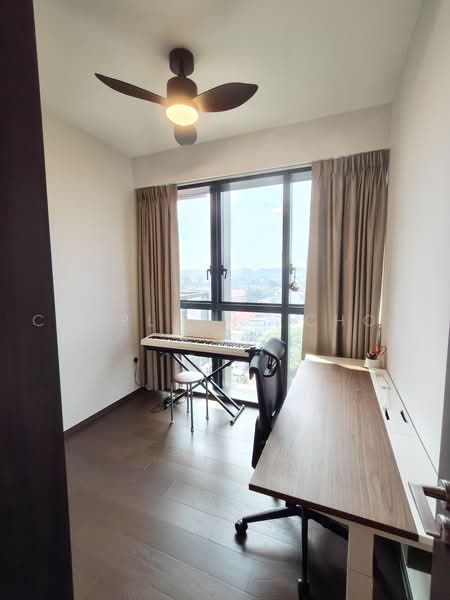 Tembusu Grand, 94 Jalan Tembusu, 3 Bedrooms, 1,173 sqft, Condominium For Rent, by Charlyene Choo 朱慧玲, 500223216 - Common Bedroom - PropertyGuru.com.sg