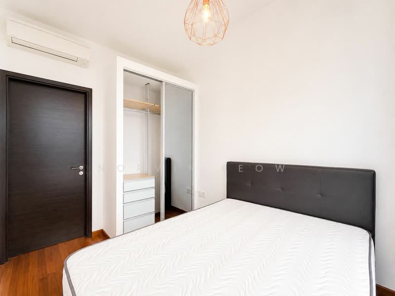 Eon Shenton, 70 Shenton Way, 2 Bedrooms, 1,087 sqft, Condominium For Rent, by Norvin Leow, 500223219 - Bedroom - PropertyGuru.com.sg